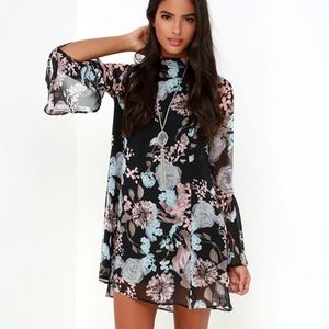 Like and Cher Black Floral Mini Shift Dress